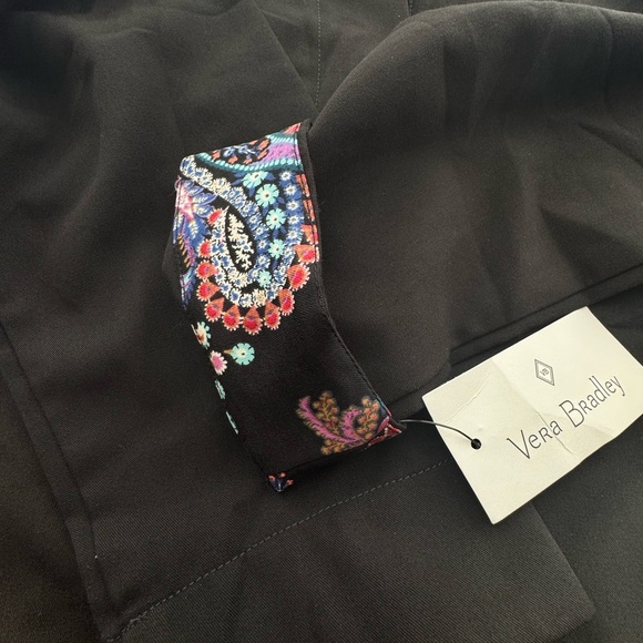 NWT Vera Bradley Halo Women's Round Neck Rita Lab Coat Size Small - Picture 8 of 8